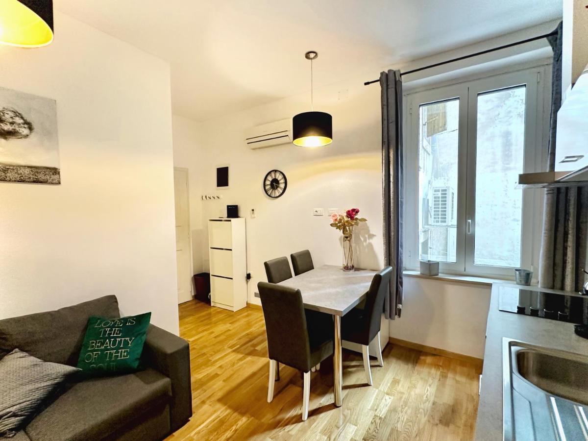 Romeo Apartments Rovigno Rovinj Exterior foto