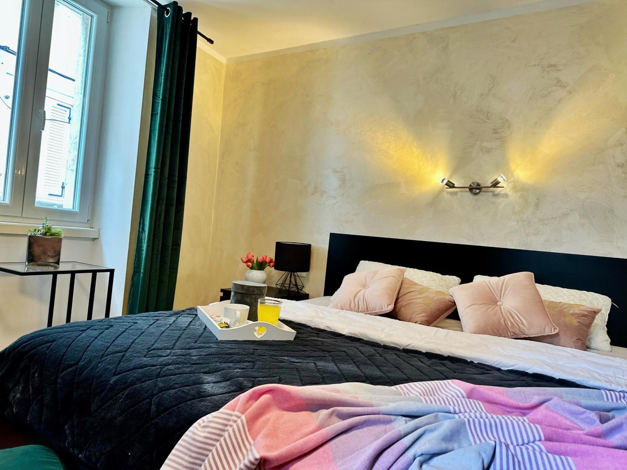 Romeo Apartments Rovigno Rovinj Exterior foto